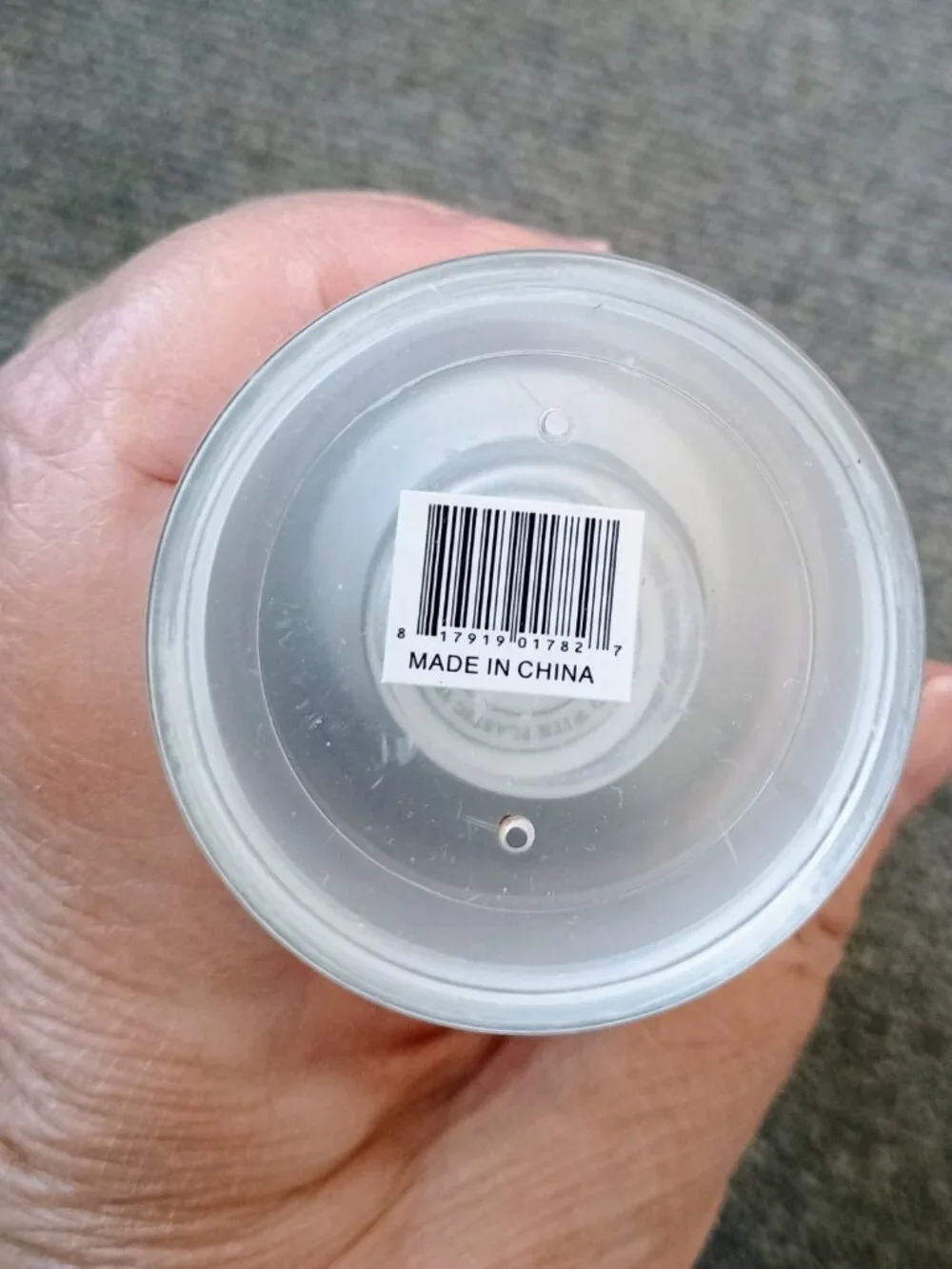 BN IT COSMETICS HEAVENLY SKIN BYE BYE PORES #701 BRUSH